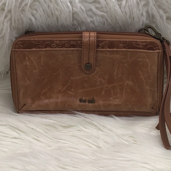 The Sak Handbags - 🔴 The Sak Brown Distress Leather Wallet